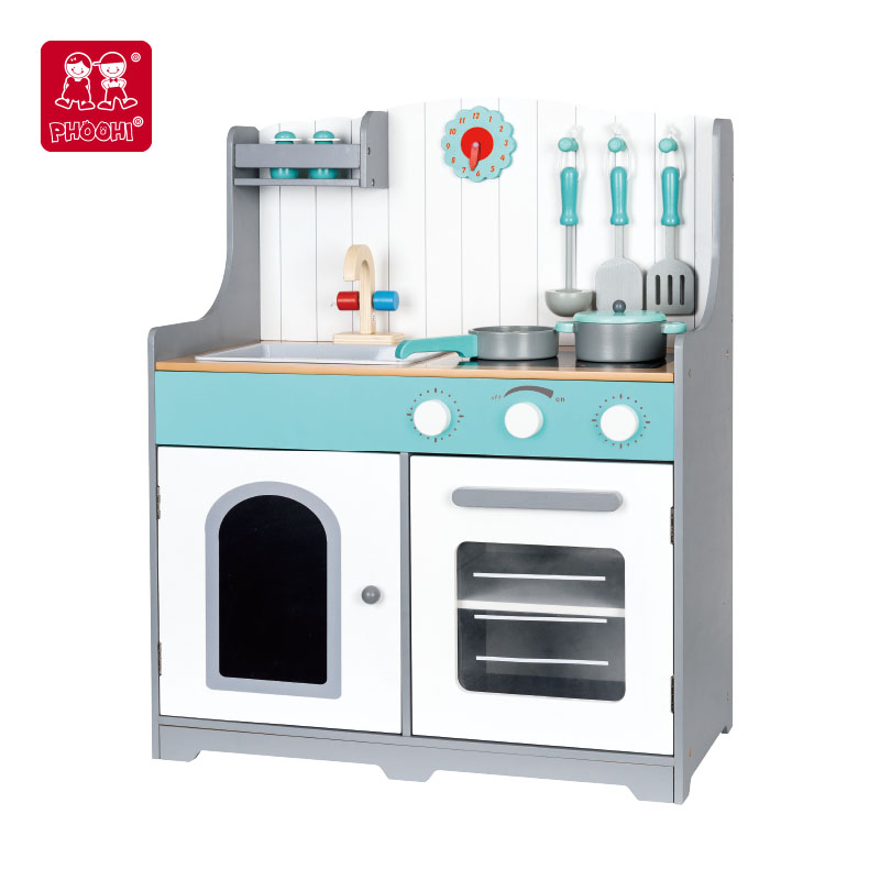 Green Country Style Kitchen
