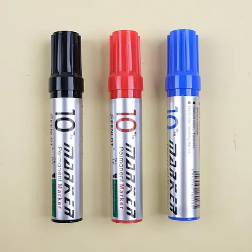 3 Jumbo permanent markers