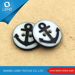 lemo Thick Cream Pearlized Plastic Buttons 8mm