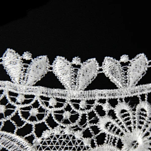 17.5cm Vigorous Flower Patterns with Decoration Polyester Collar Lace