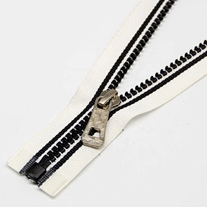 5# China Supplier Derlin Plastic Zipper Vislon Zip