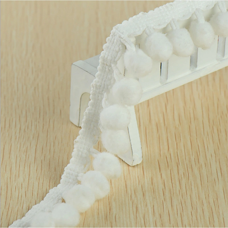 0.8cm Cotton Pom Pom Lace
