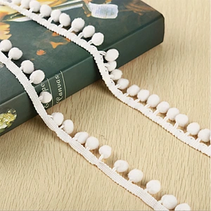 0.8cm Cotton Pom Pom Lace