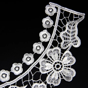 Assorted Gentle Flowers Pattern 18cm Collar Polyester Lace