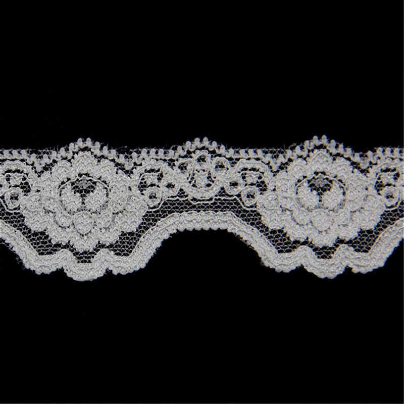 1.5cm White Stretch Floral Scallop Lace Trim