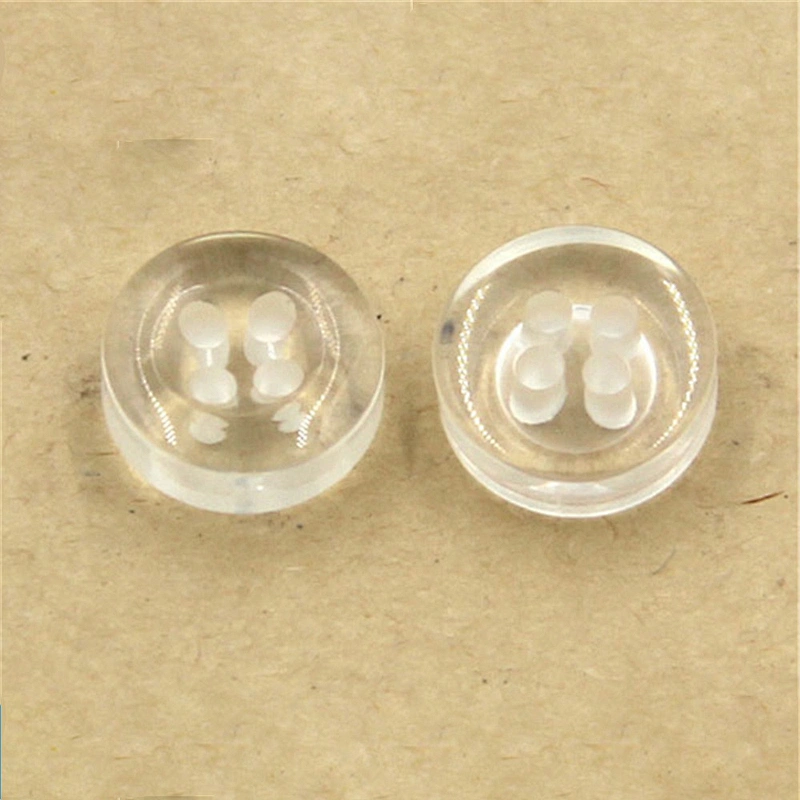 Different Sizes Of the Fancy Plastic Button