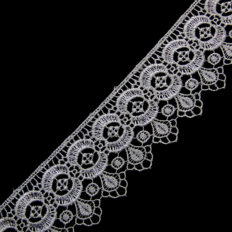 4.5cm Guipure Water Soluble Ivory Lace Trim