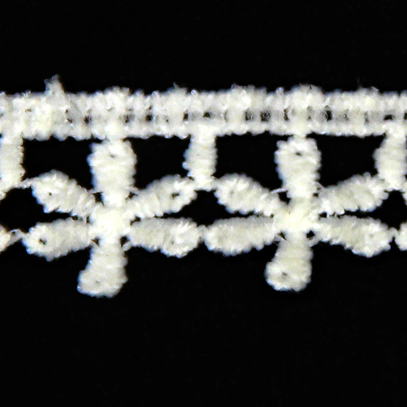 2cm Fresh Flowers Pattern Coat Milk yarn Chemical Lace