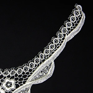 12.5cm Irregular Shape Sweet Flower Embroidery Collar Lace