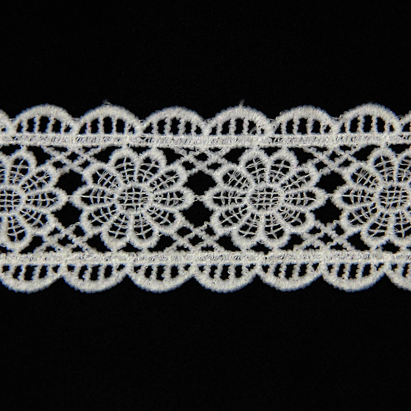 4cm Embroidery Elegant Flower Pattern Milk Yarn Lace