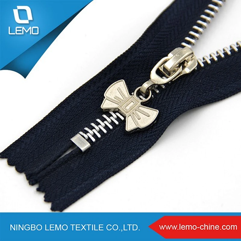 China Production Black 10cm Metal Zipper