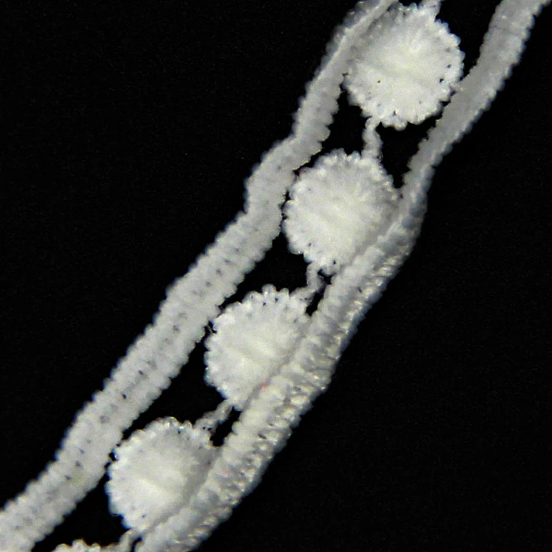 2cm Successive Pure Round Patterns Milk Yarn Lace