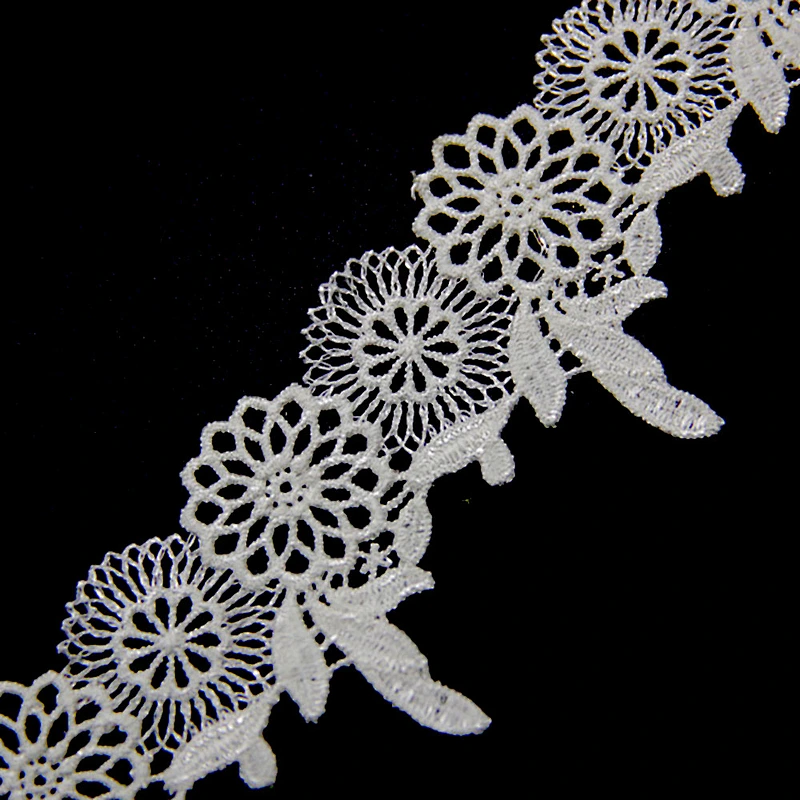 4.2cm  100% Polyester Chemical Embroidery  Lace Dress Fabric
