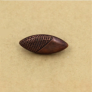customer bulk wood button For Baby Sweater