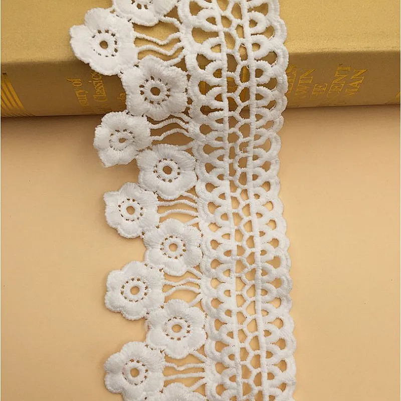 African Hot Sale 8cm Embroidery Popular Chemical Lace Trimming with Flower Shape