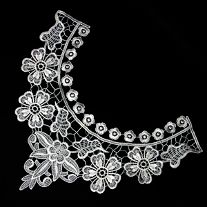 Assorted Gentle Flowers Pattern 18cm Collar Polyester Lace