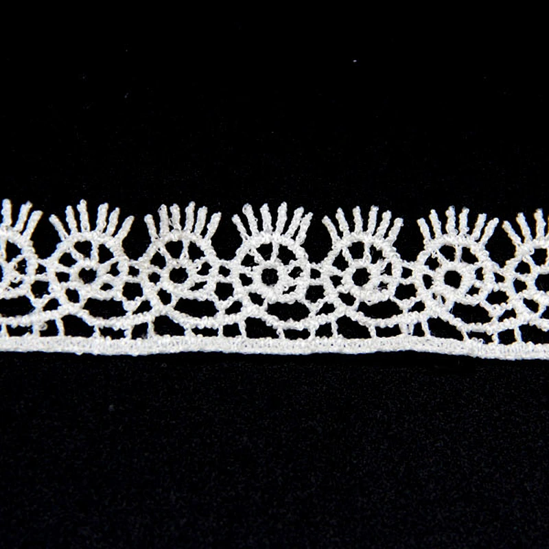 2.7cm  Width Pastoral Ampelopsis Pattern Inelastic Chemical Embroidery Lace Trim
