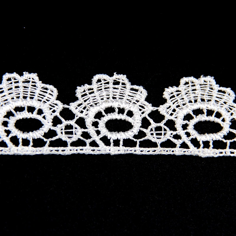 2.7cm  Width Pastoral Ampelopsis Pattern Inelastic Chemical Embroidery Lace Trim