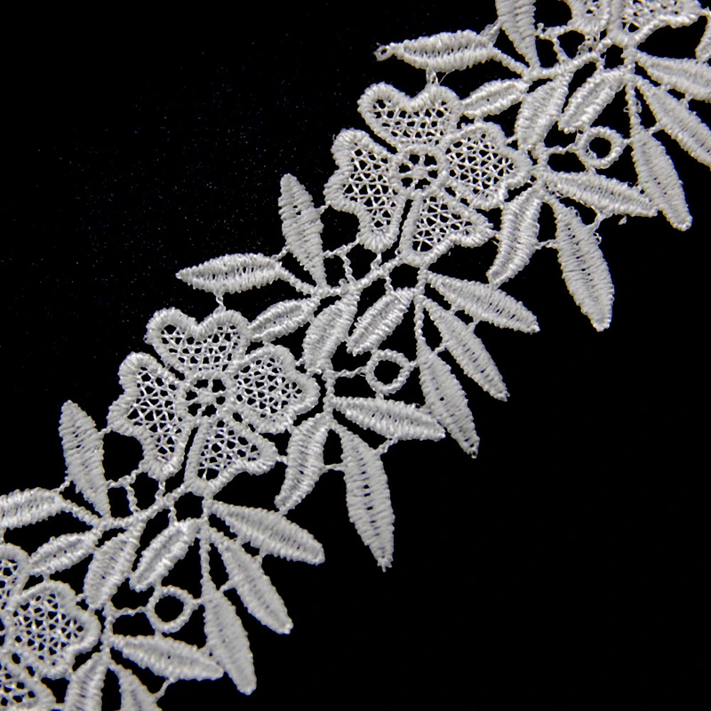 4.2cm  100% Polyester Chemical Embroidery  Lace Dress Fabric