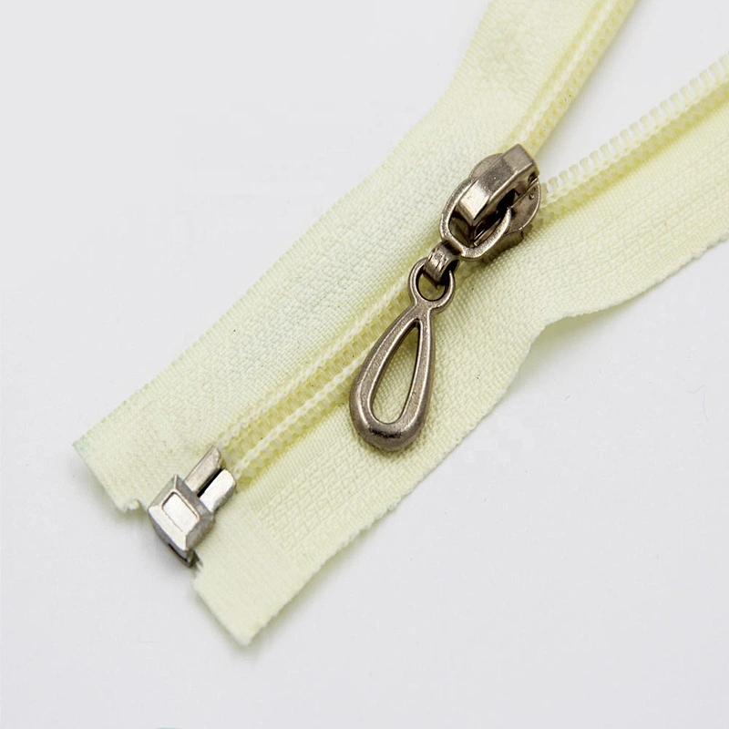 lemo 5# 7 Inch Colorful Auto Lock Open End Nylon Zippers With Decorative pull