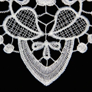 19cm Vivid Plants Pattern Graceful Curve Milk yarn Collar Lace