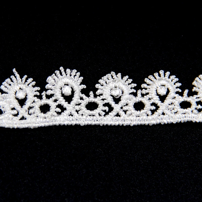 2.7cm  Width Pastoral Ampelopsis Pattern Inelastic Chemical Embroidery Lace Trim