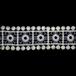 4.5cm New Style Mixed Round and Square Pattern Milk Yarn Lace