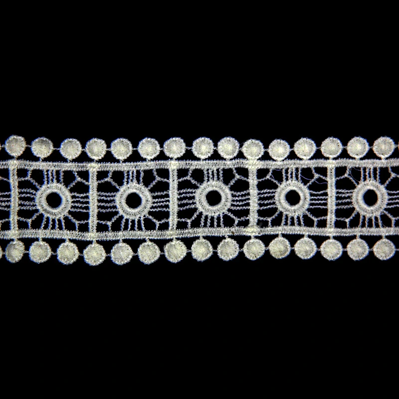 4.5cm New Style Mixed Round and Square Pattern Milk Yarn Lace