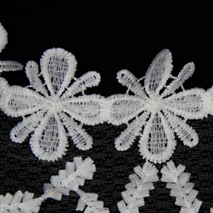 19.5cm Gentle and Beautiful Assorted Flower Patterns Decoration Cotton Lace