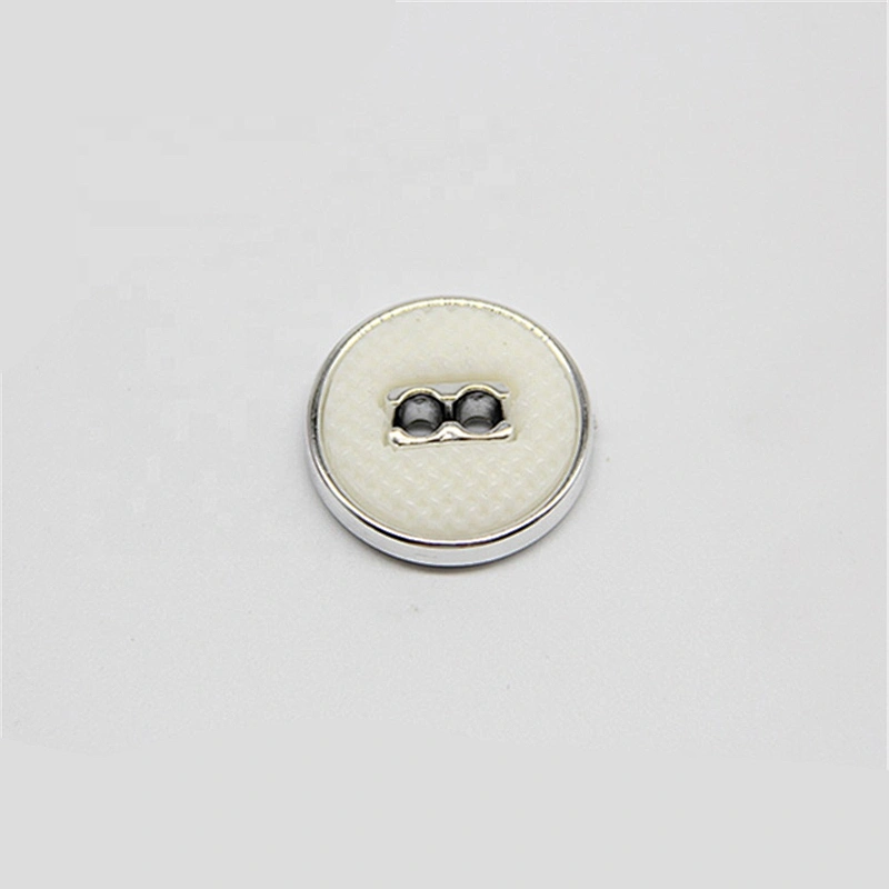 Factory Supplier Ladies Garment Accessories Overcoat Button Jeans