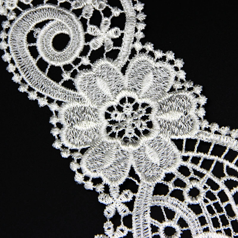 12cm Various Brilliant Flower Patterns V Shaped Milk Yarn Collar Lace