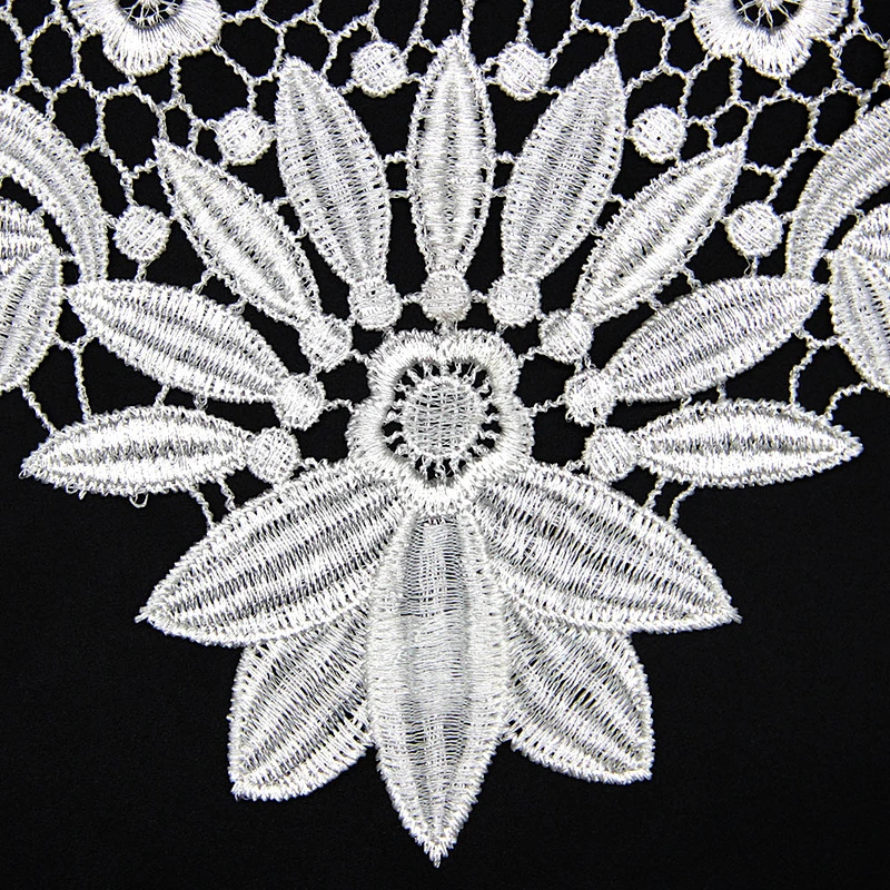 17cm Assorted Beautiful Leafs Pattern Polyester Collar Lace
