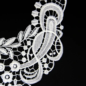 19cm Vivid Plants Pattern Graceful Curve Milk yarn Collar Lace