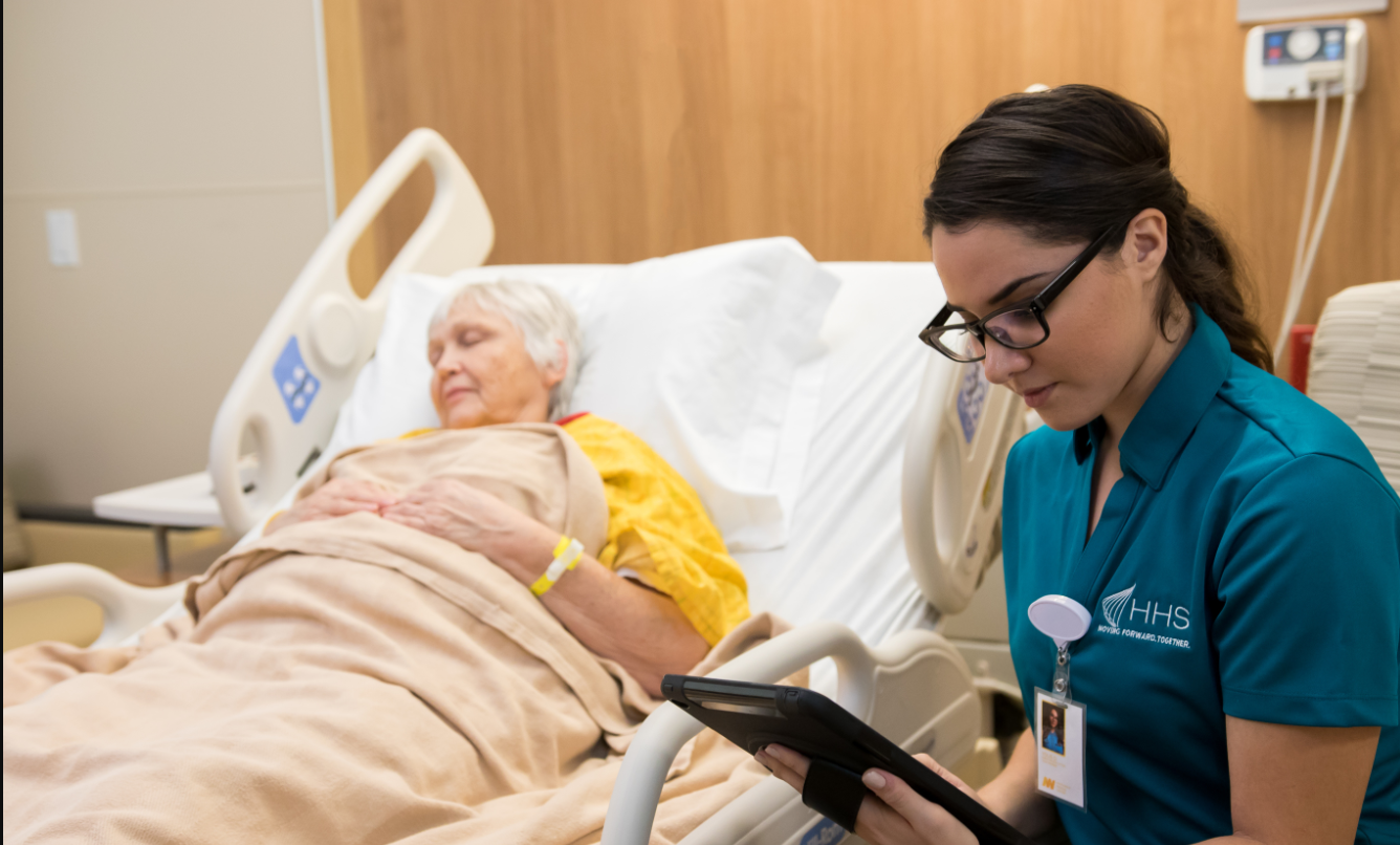 Pulse oximeter,  Patient Monitor, ICU monitor, oximeter, oximetre, utech-news