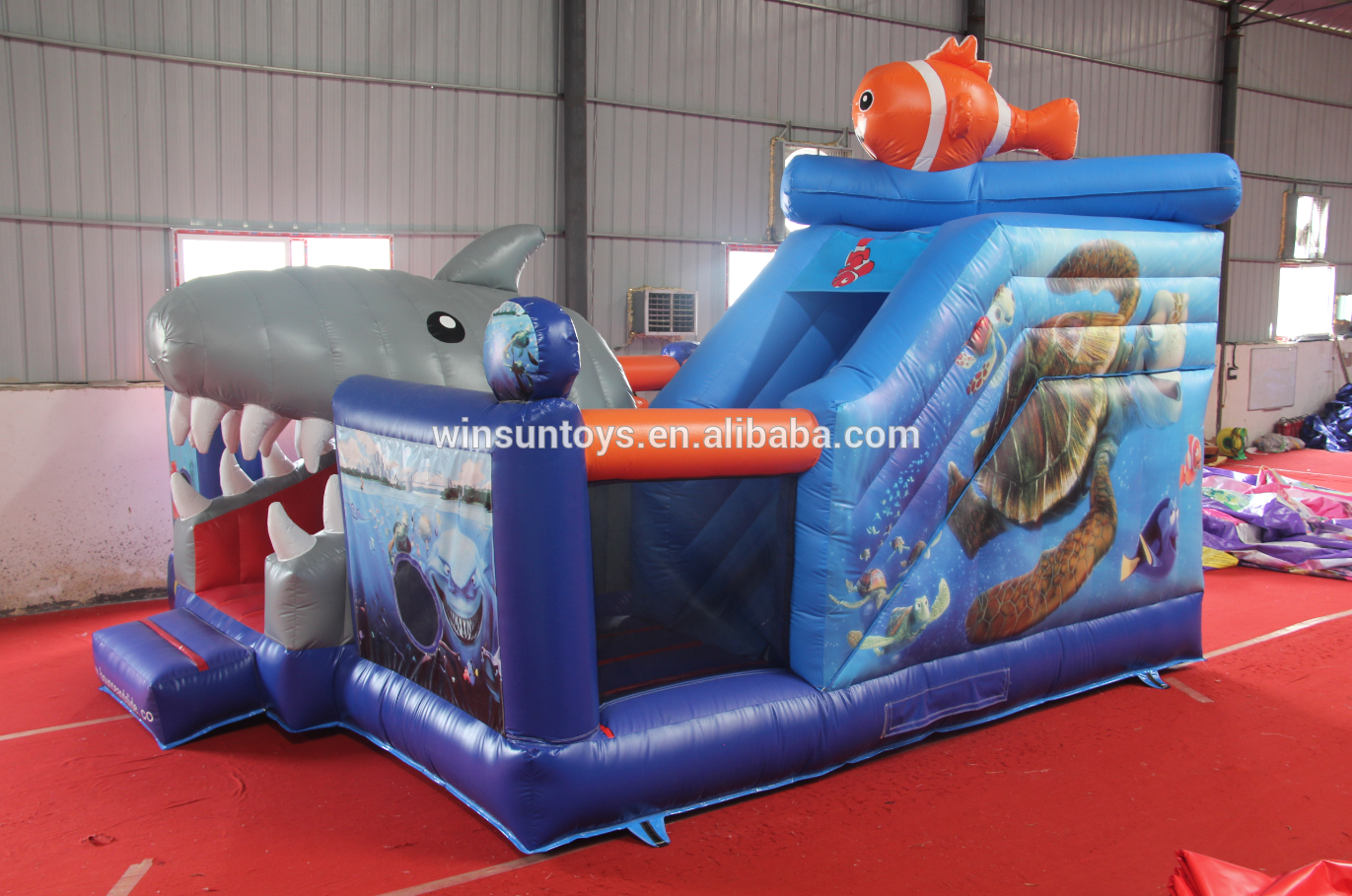 giant inflatable bounce house jumper