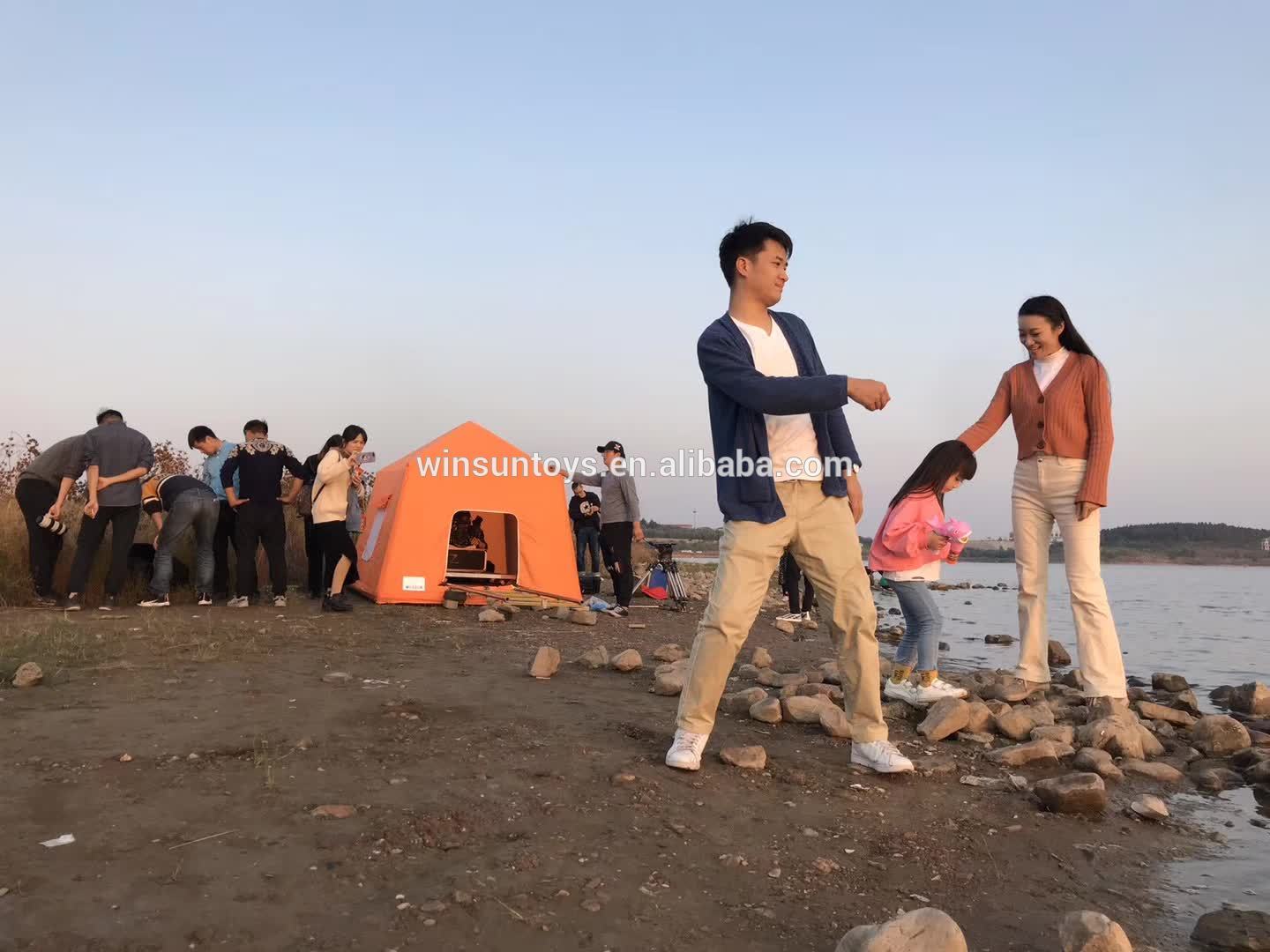 inflatable camp tent .jpg