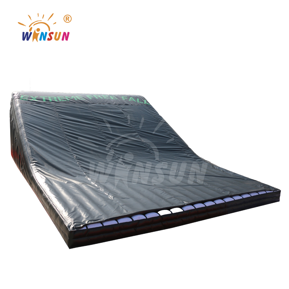 Custom extreme sport Inflatable Skiing Jump stunt airbag,big inflatable landing airbag ramp pad,sloped jump air bag mat for sale