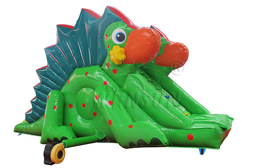 Lizard inflatable water slide
