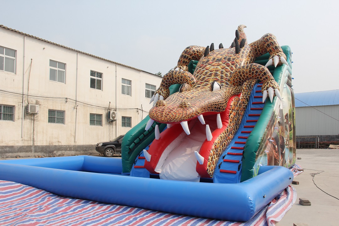 Crocodile Water Slide with Airtight pool