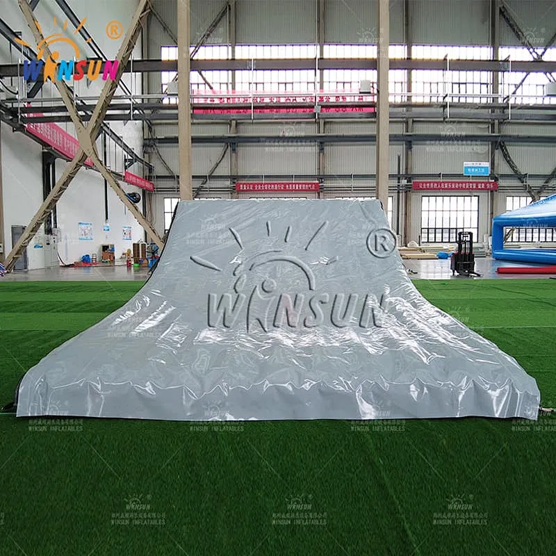 Inflatable FMX Landing Airbag for Safer Practice