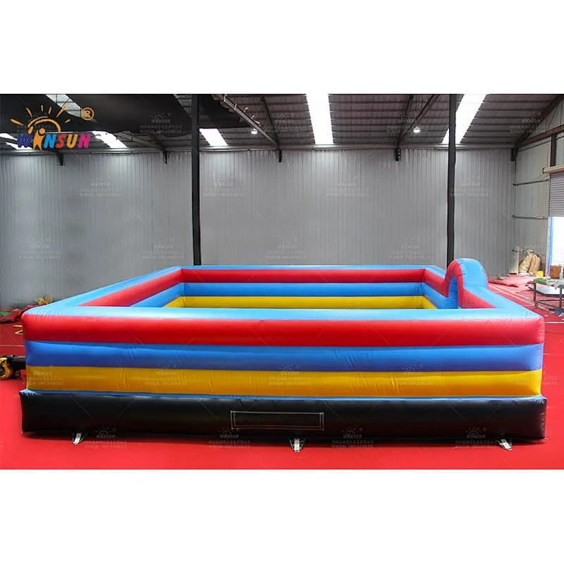 Foam pit with inflatable bottom