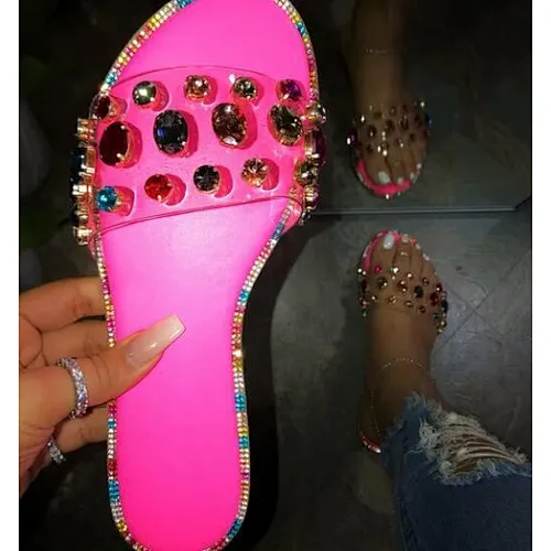 2020 womens sandals Summer Beach Hot Sale Shiny Diamond Rhinestone Slippers Sandals for Women and Ladies