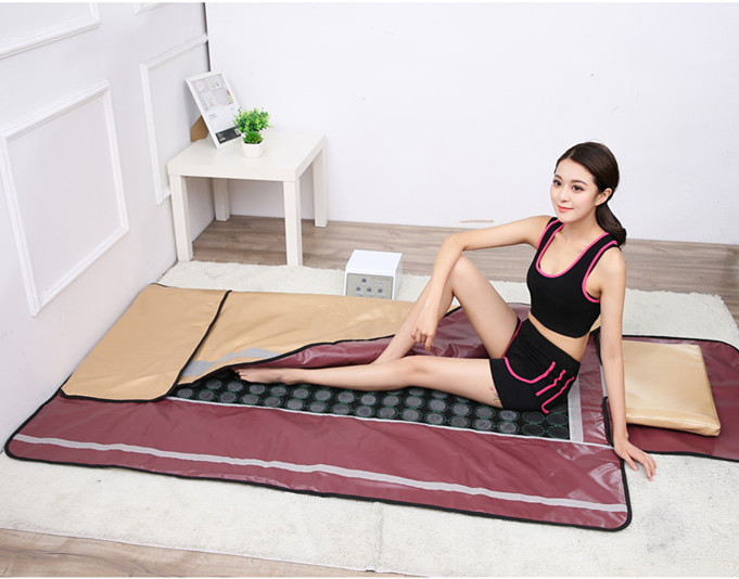 Deep Cleansing Feature 36V safety spa sauna blanket