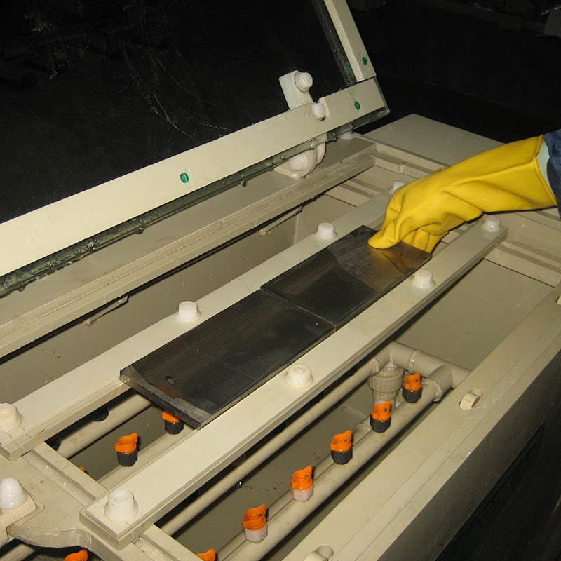 China manufacturer wholesale price metal etching stencils machine