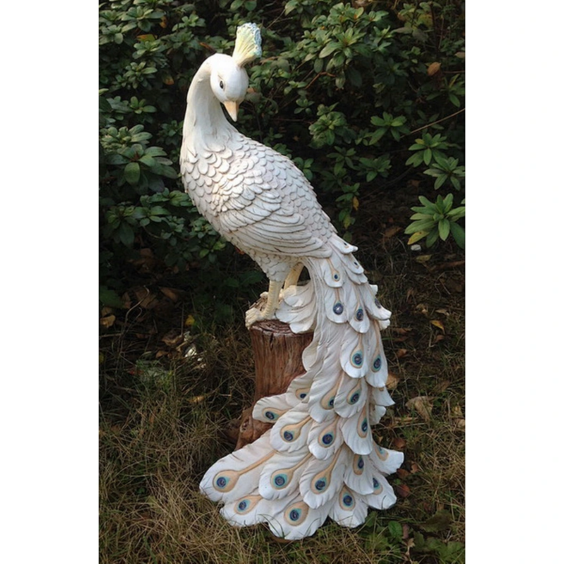 Polyresin Sculpture Peacock Solar Light For Garden Decoration