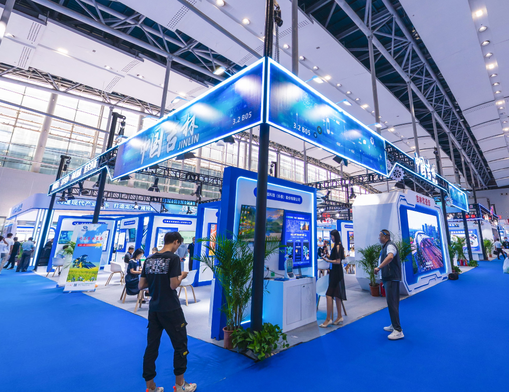 Jinsai hollow nanofiltration (nf) membrane water purifier participated in China International Small & Medium Enterprises Fair