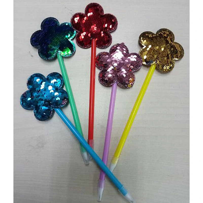 Animal pompom pen