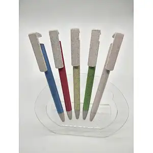 Wheat Straw Pen