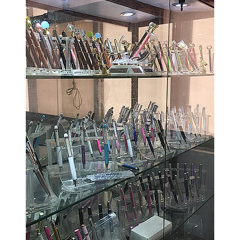 Multifunctional spray pen gift pen