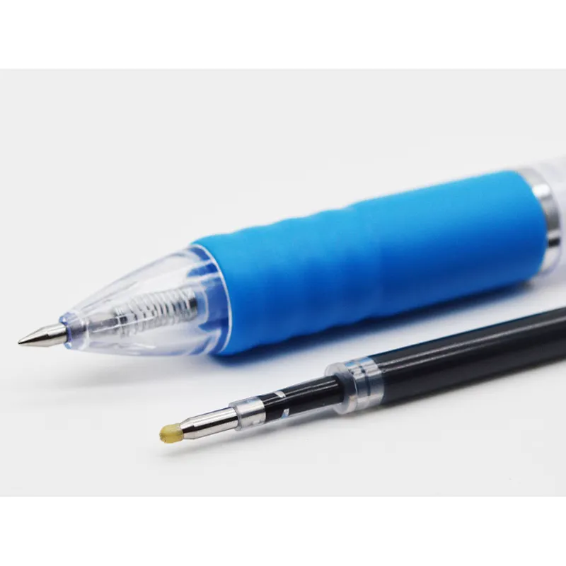 Portable spray pen